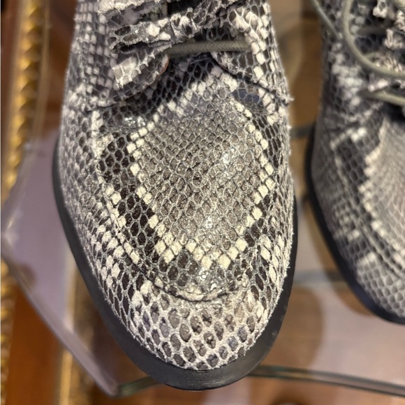 Snakeskin Pattern Women's Shoes Size 6 - Picture 6 of 13